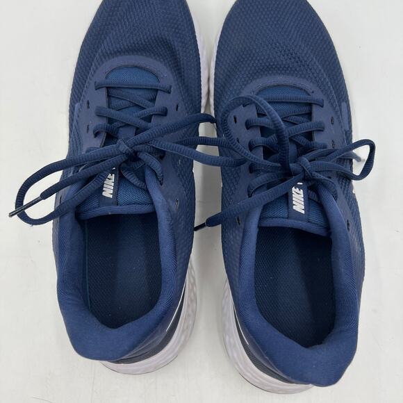 Nike  Revolution 5 Midnight Navy Sneakers BQ3204-400 - Picture 6 of 9